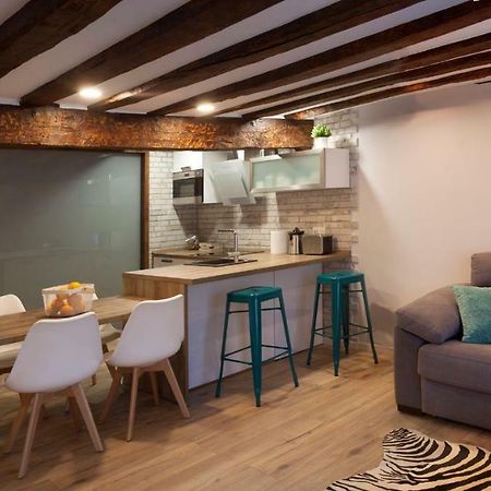Burgo Precioso Apartamento Al Lado De La Catedral מראה חיצוני תמונה